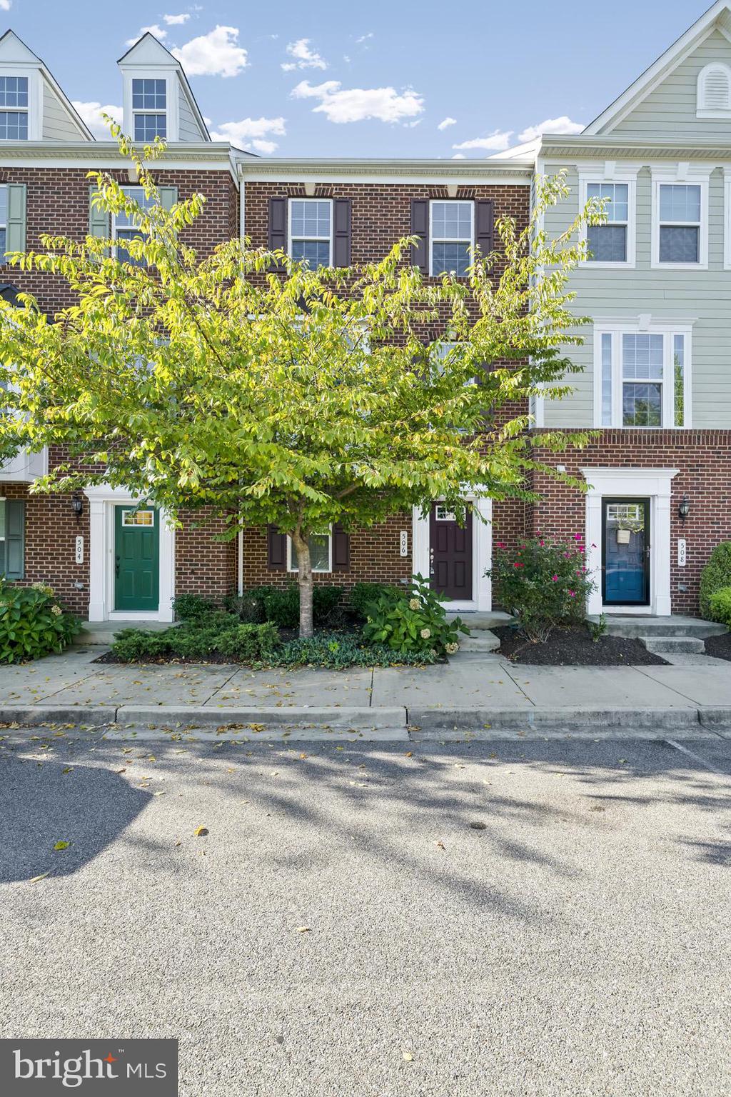 EDELEN STATION - Residential