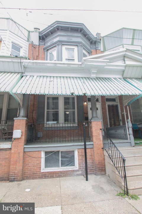 Townhouse For Sale - 3717 N Gratz Street<br/> PHILADELPHIA, PA 19140