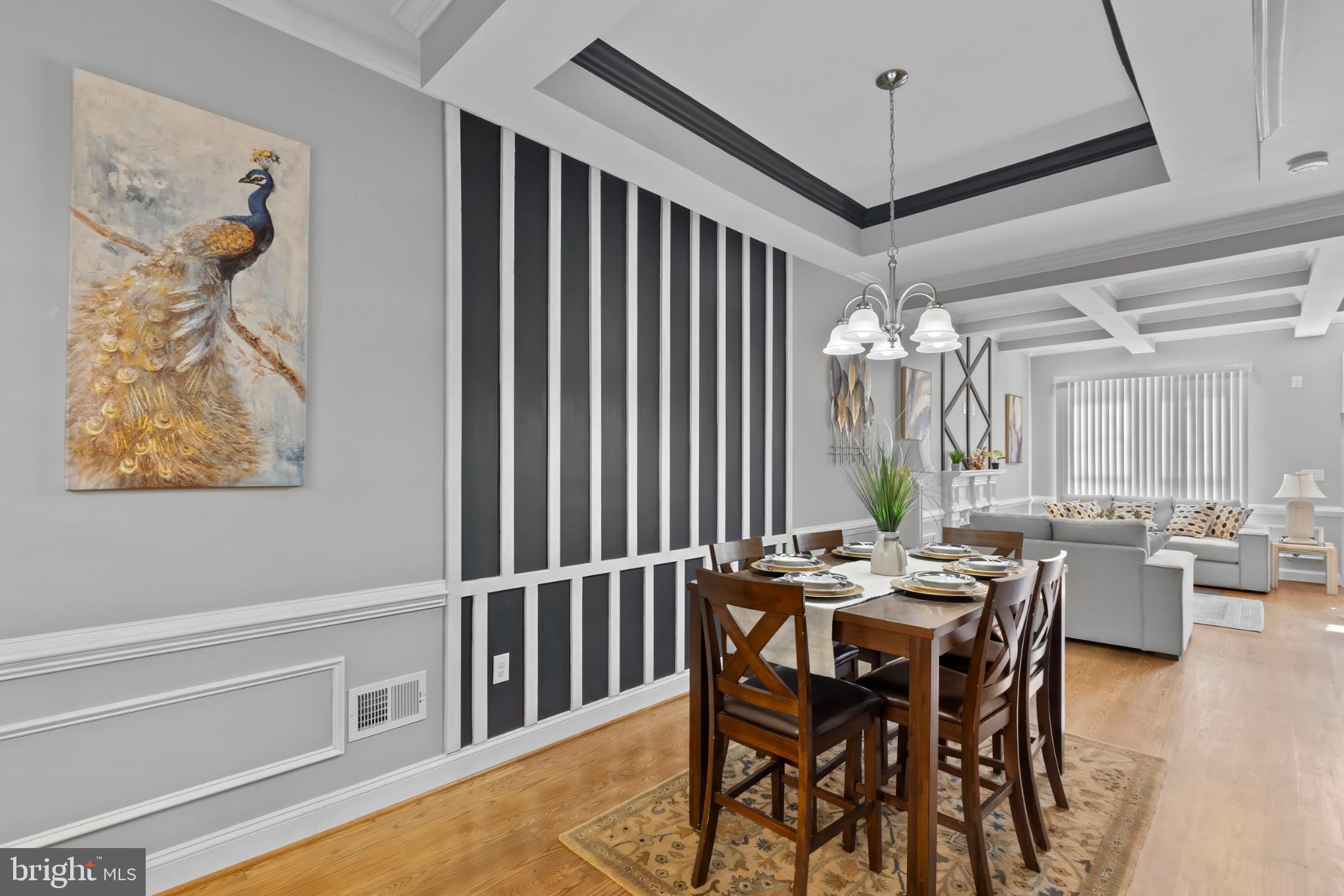 JOHNSTON SQUARE - Residential