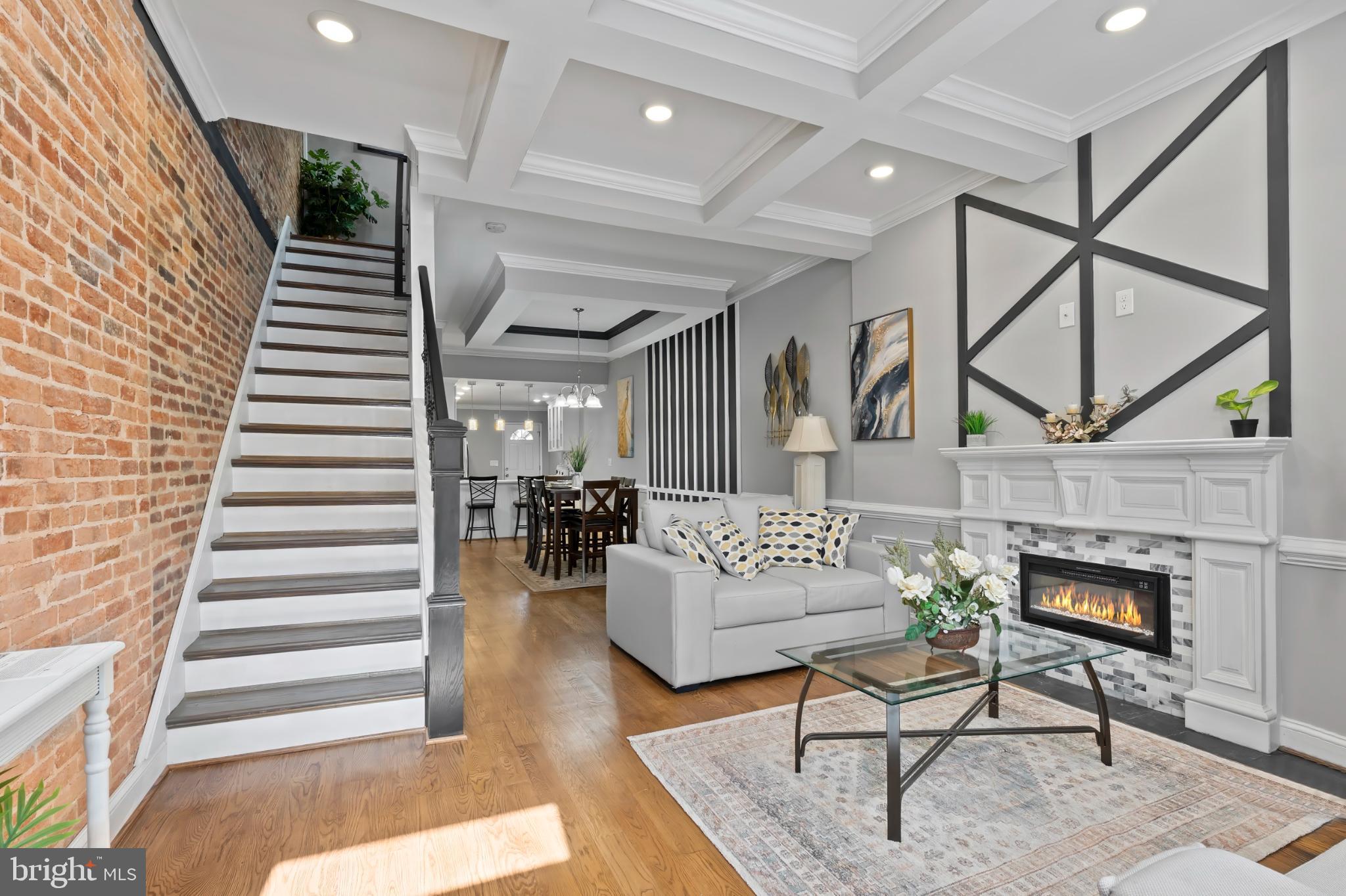 JOHNSTON SQUARE - Residential