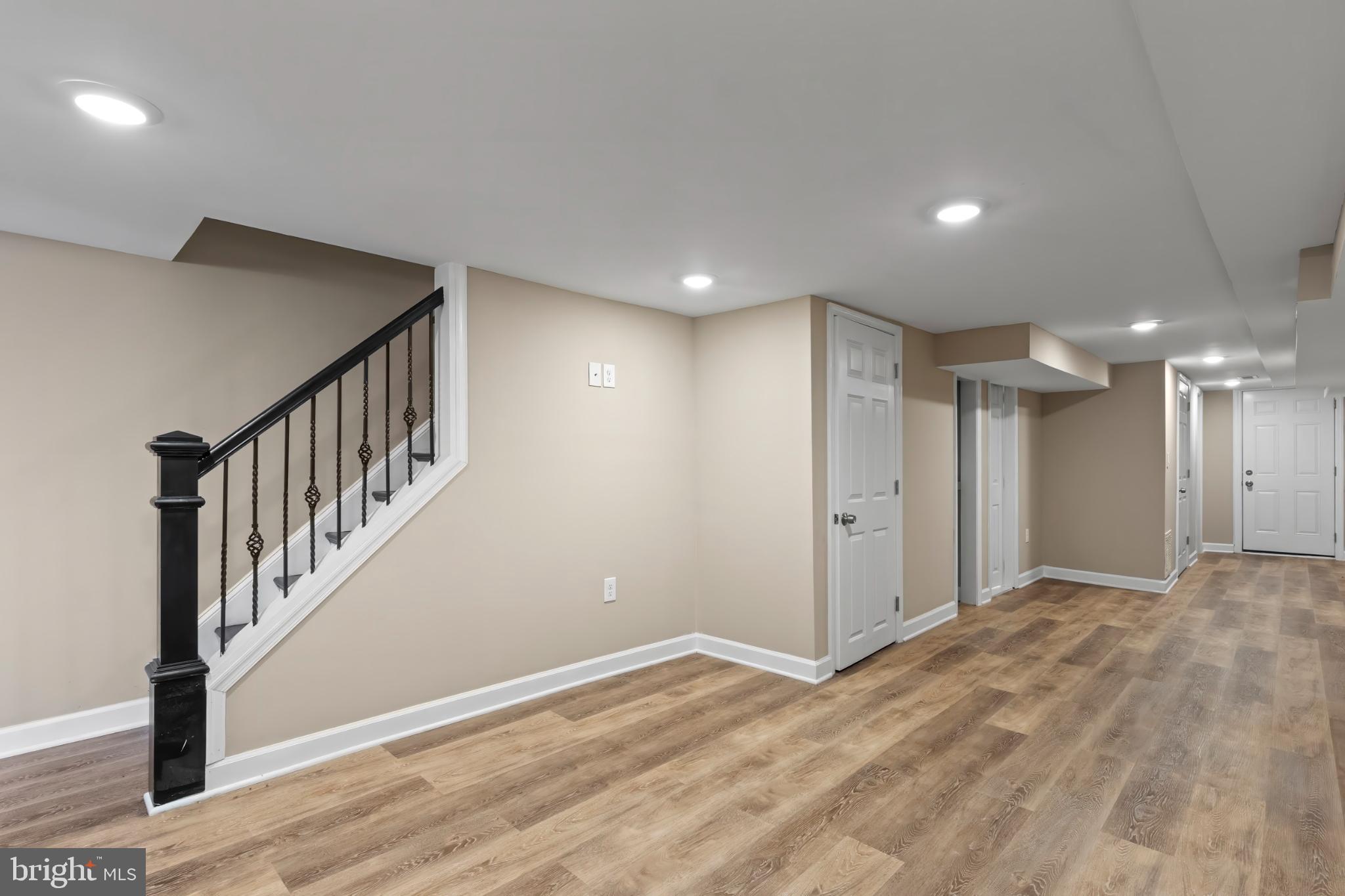 JOHNSTON SQUARE - Residential