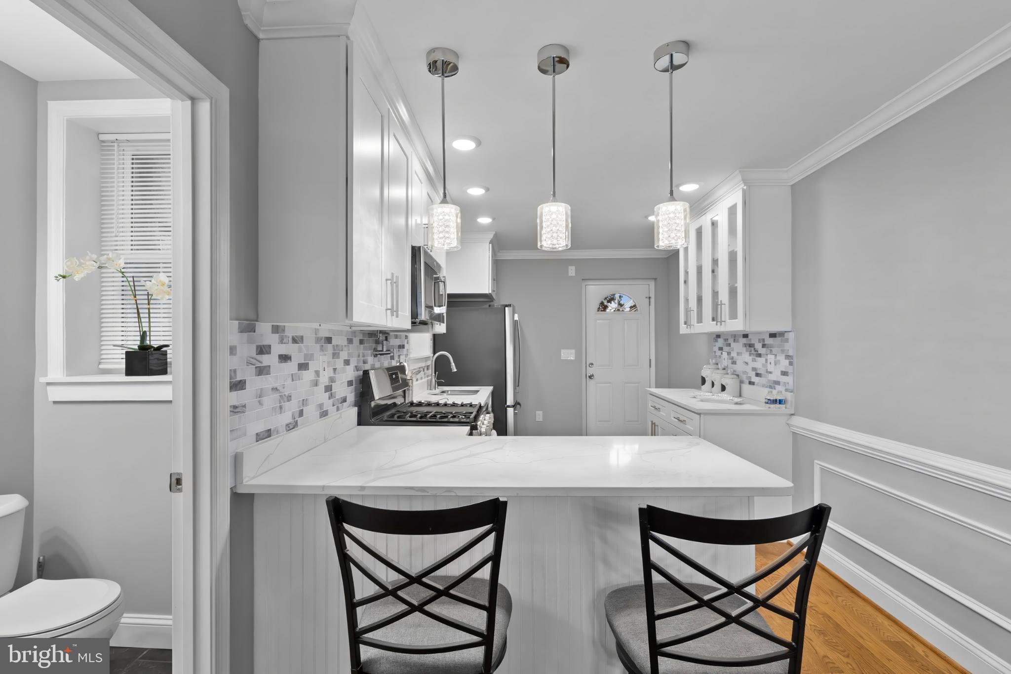 JOHNSTON SQUARE - Residential