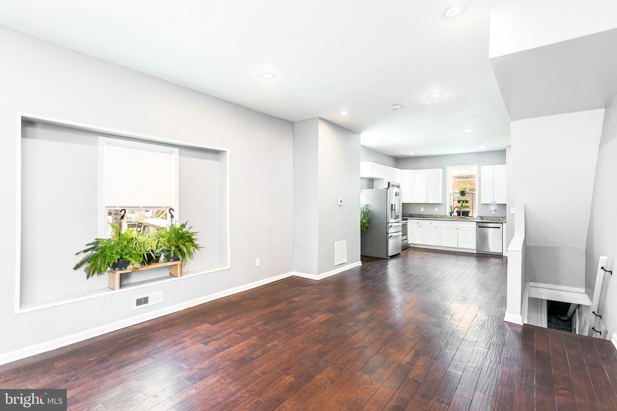 HIGHLANDTOWN - Residential