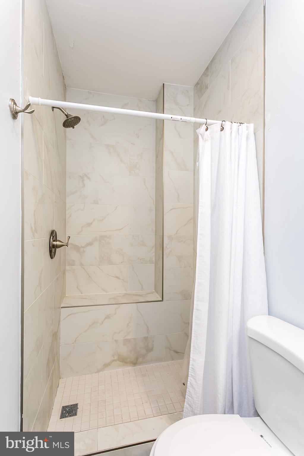 HIGHLANDTOWN - Residential