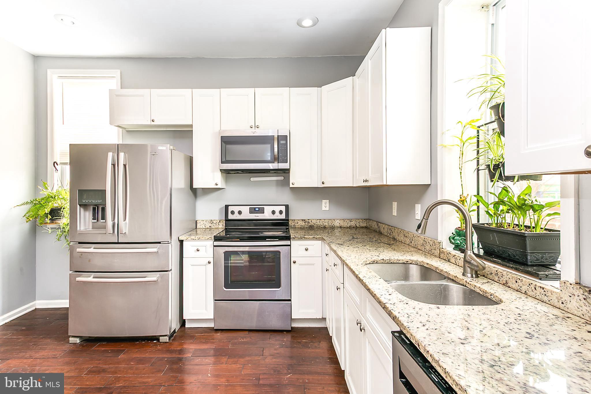 HIGHLANDTOWN - Residential