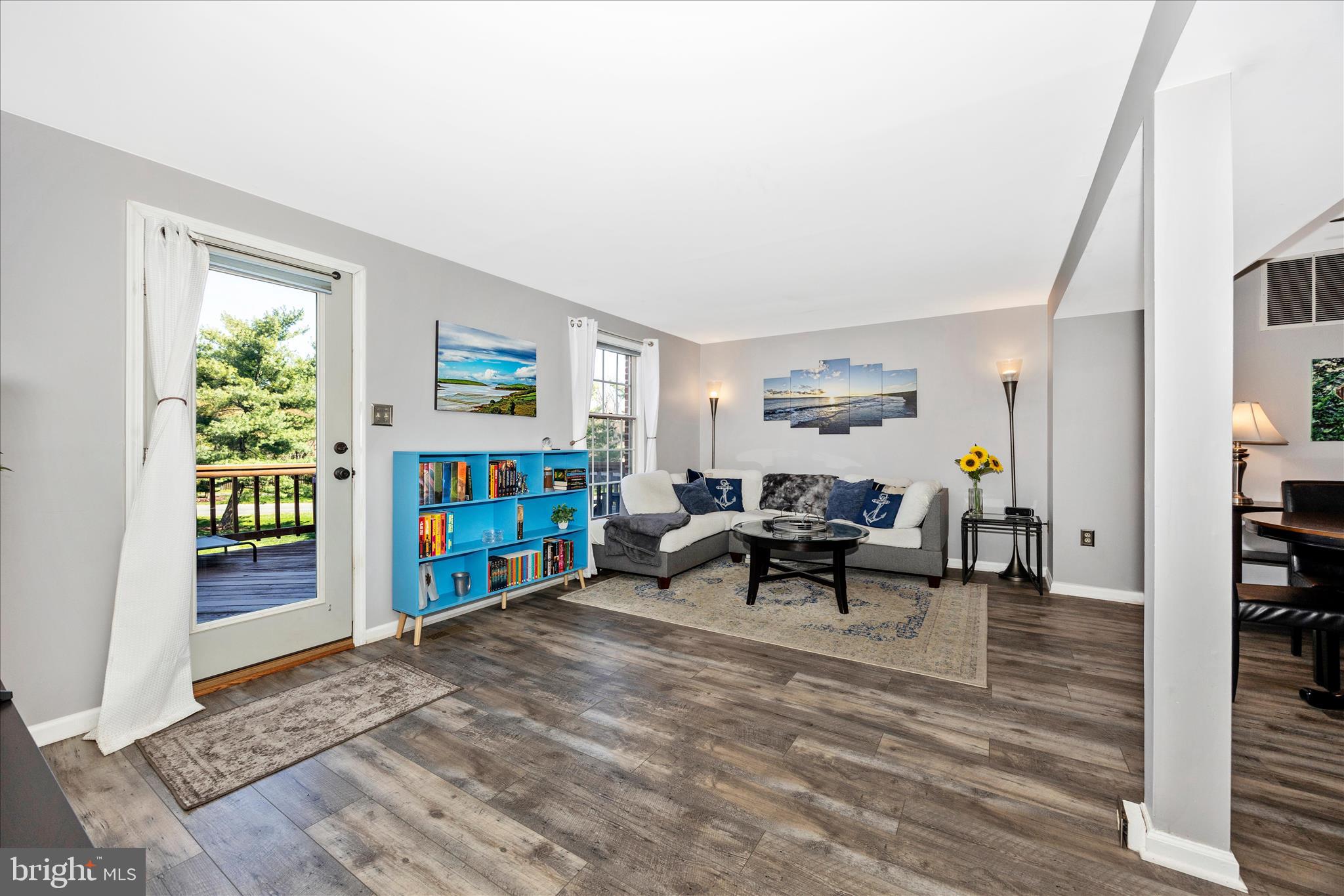 WATERSIDE - Residential