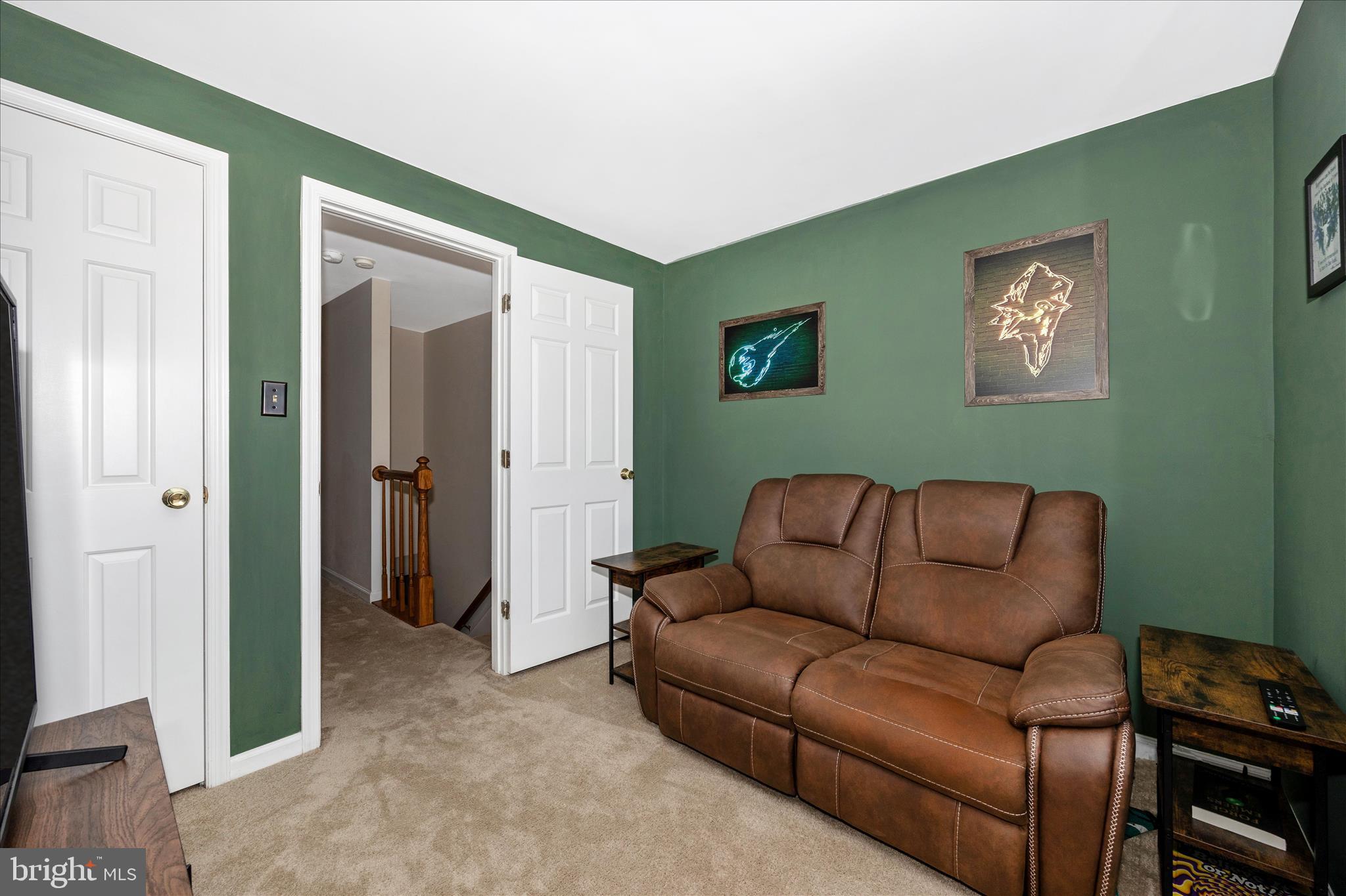 WATERSIDE - Residential