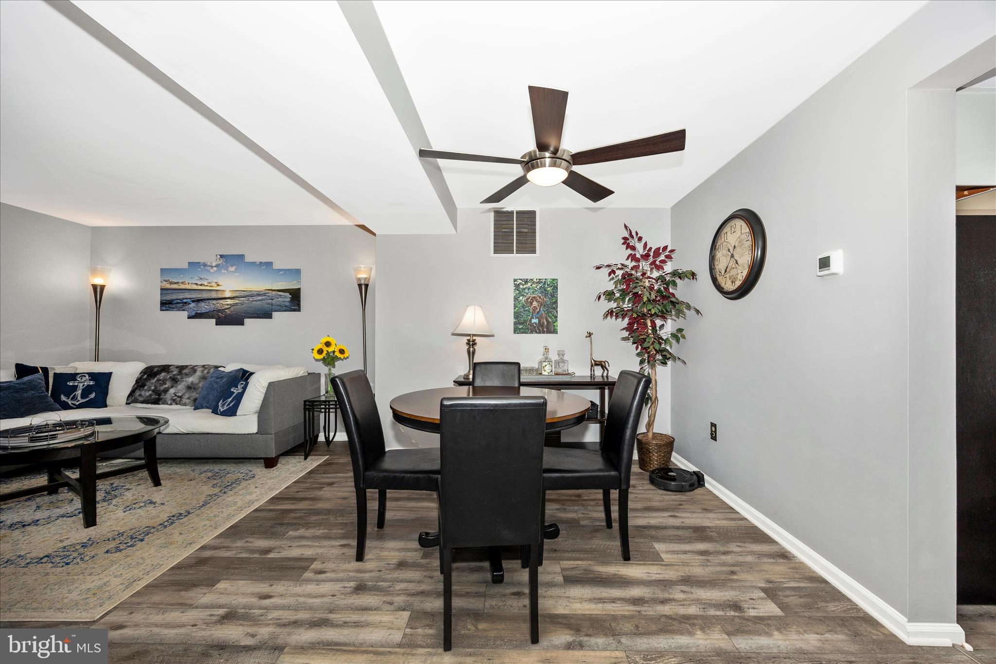 WATERSIDE - Residential