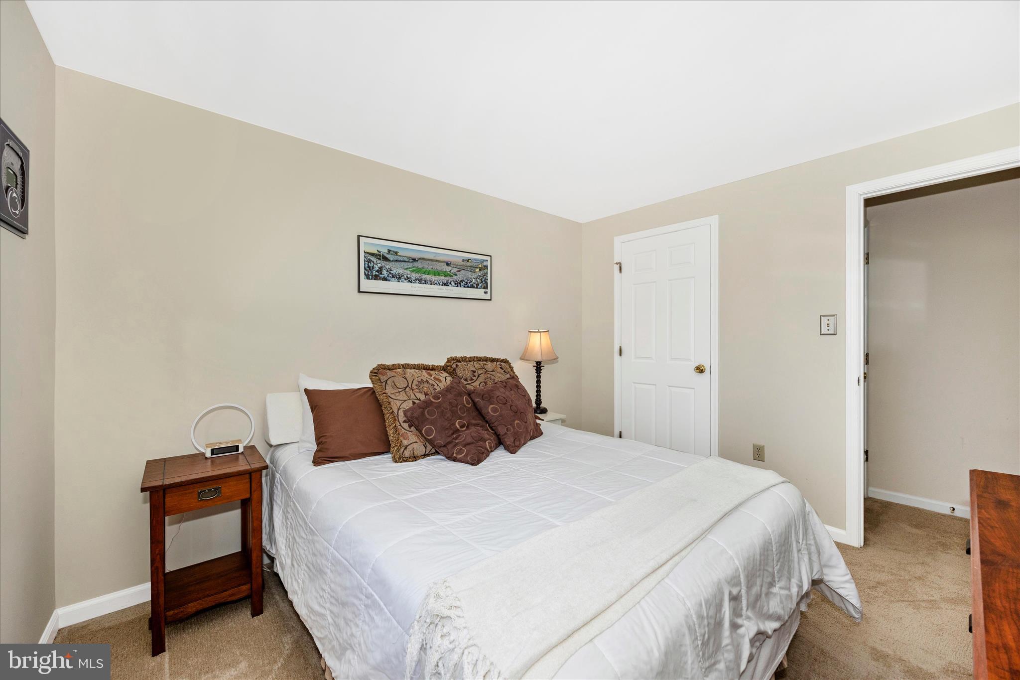 WATERSIDE - Residential