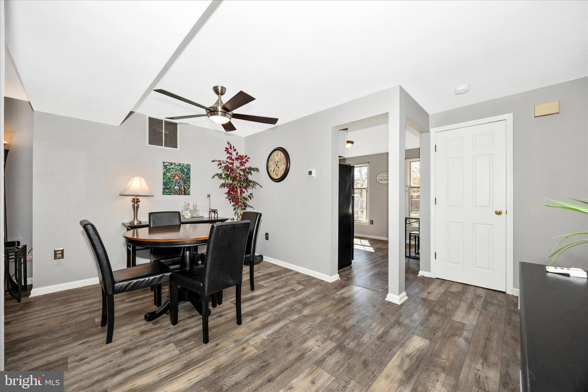 WATERSIDE - Residential