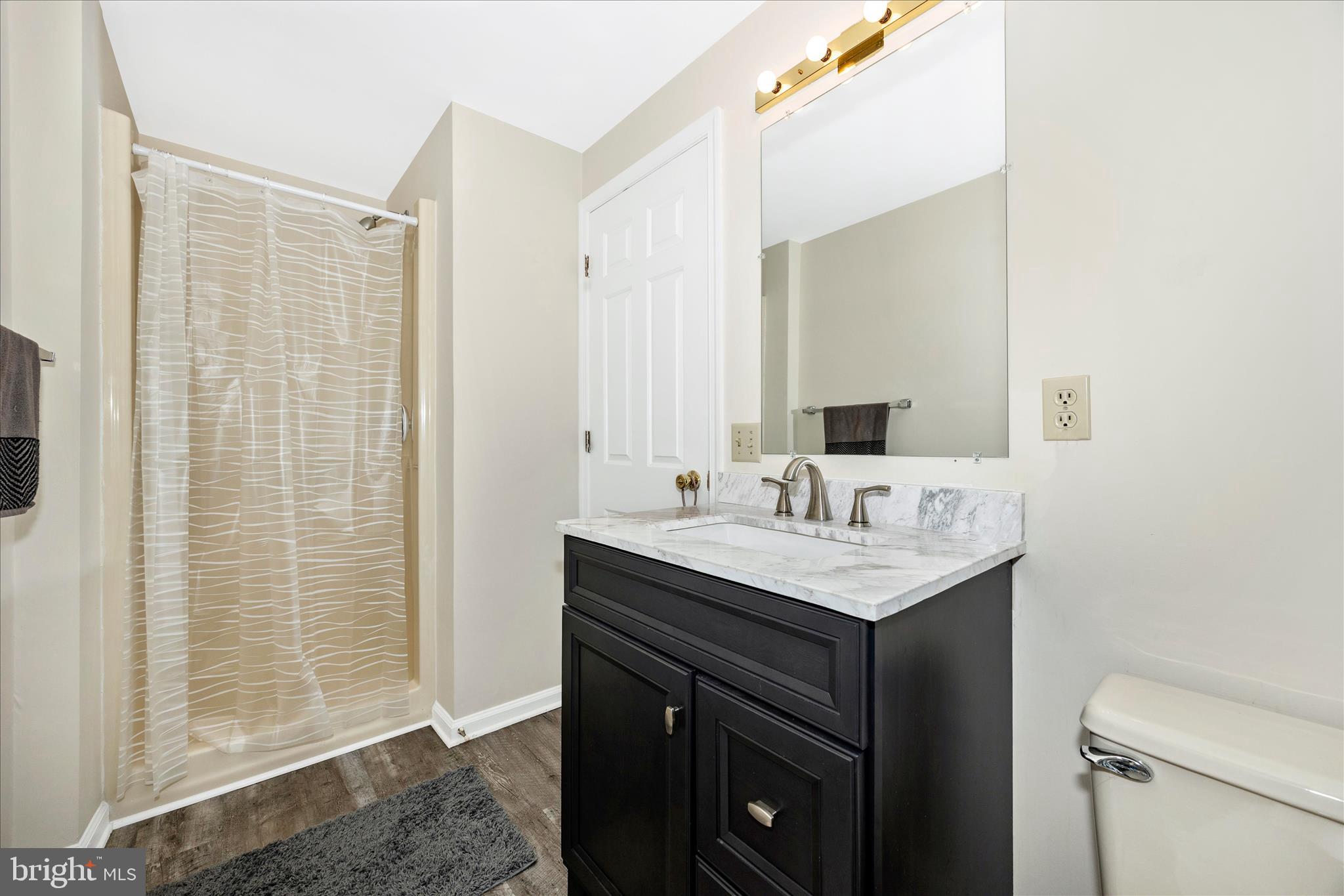 WATERSIDE - Residential