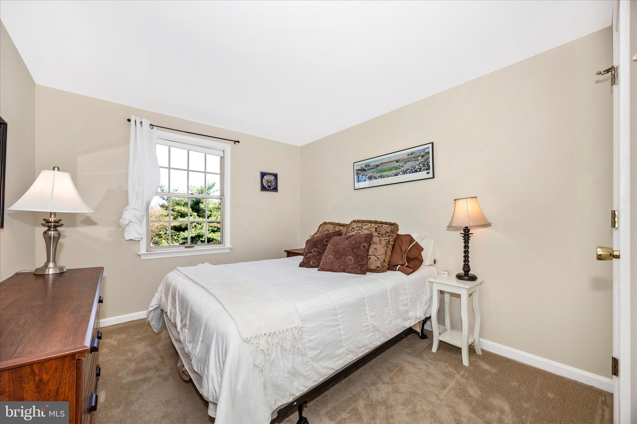 WATERSIDE - Residential