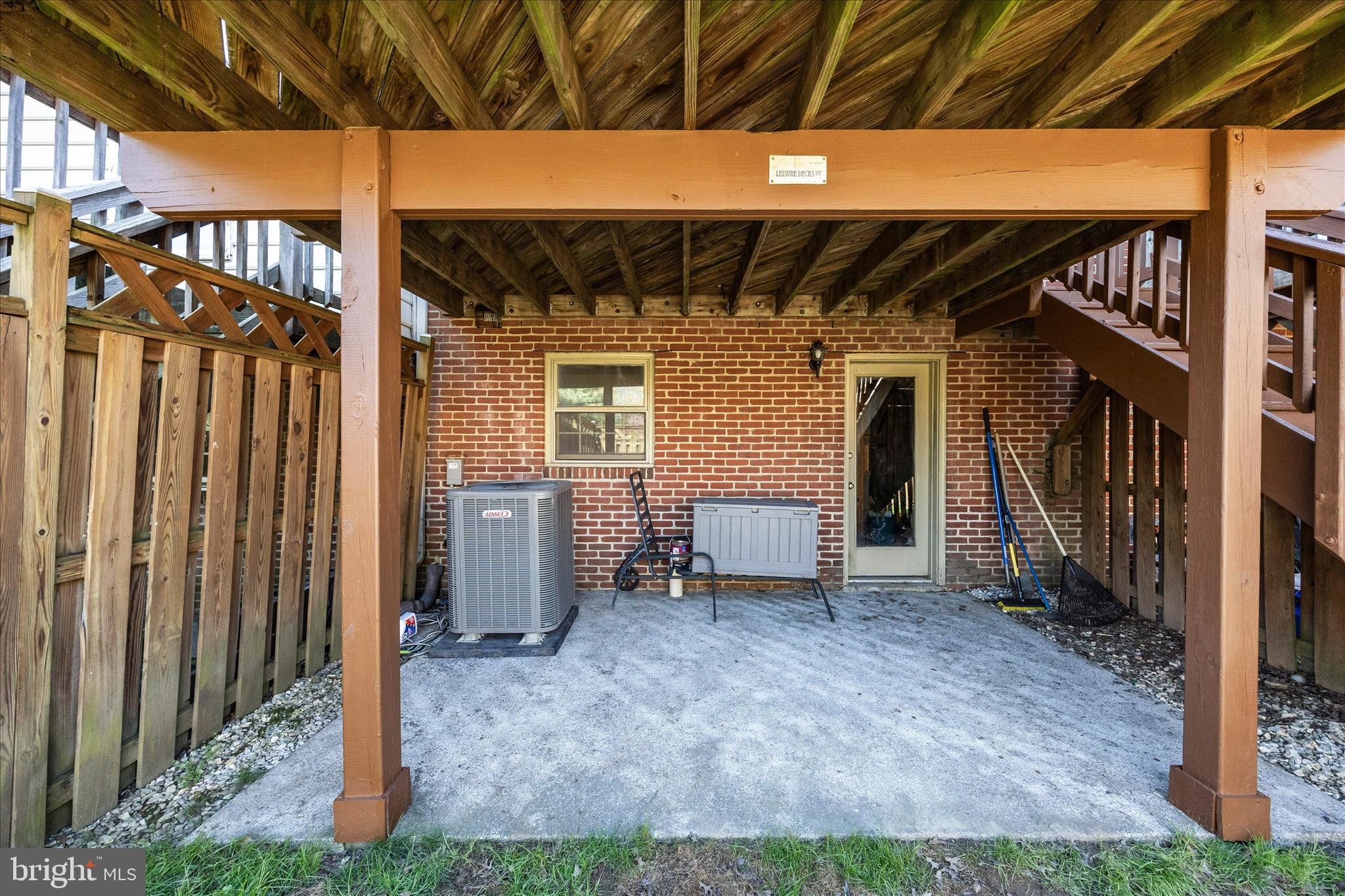 WATERSIDE - Residential