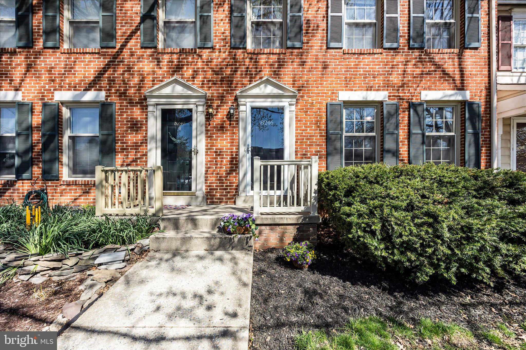 WATERSIDE - Residential