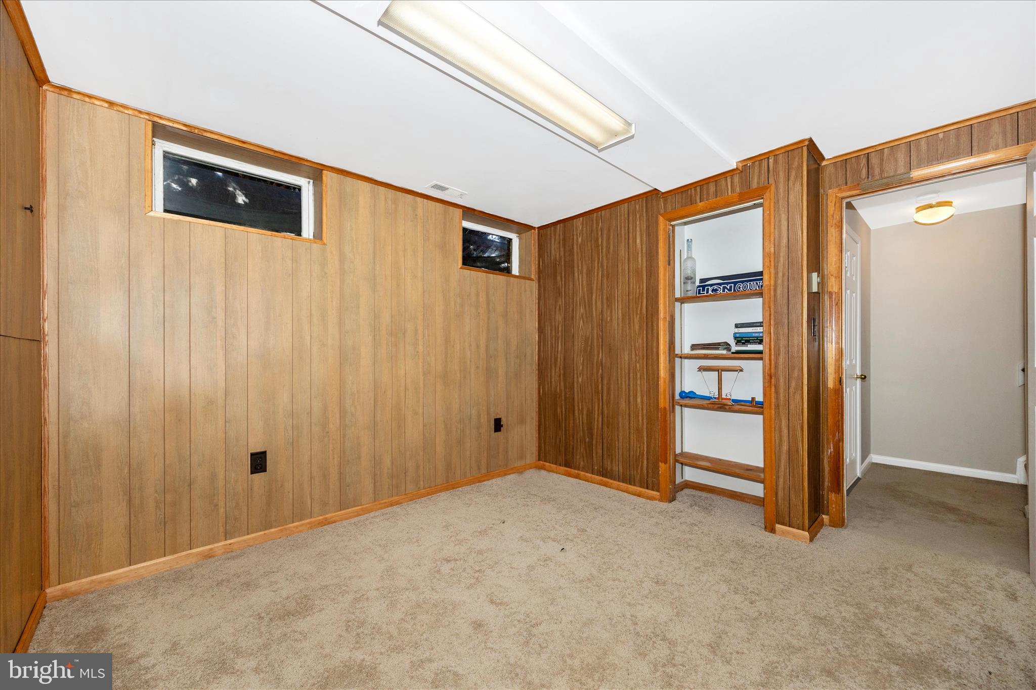 WATERSIDE - Residential