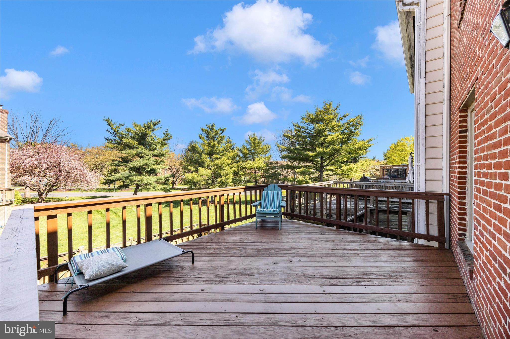 WATERSIDE - Residential