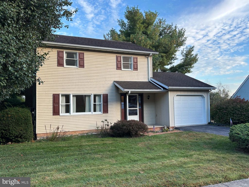 Photo of 474 N Maple Street, EPHRATA, PA 17522 (MLS # PALA2077886)