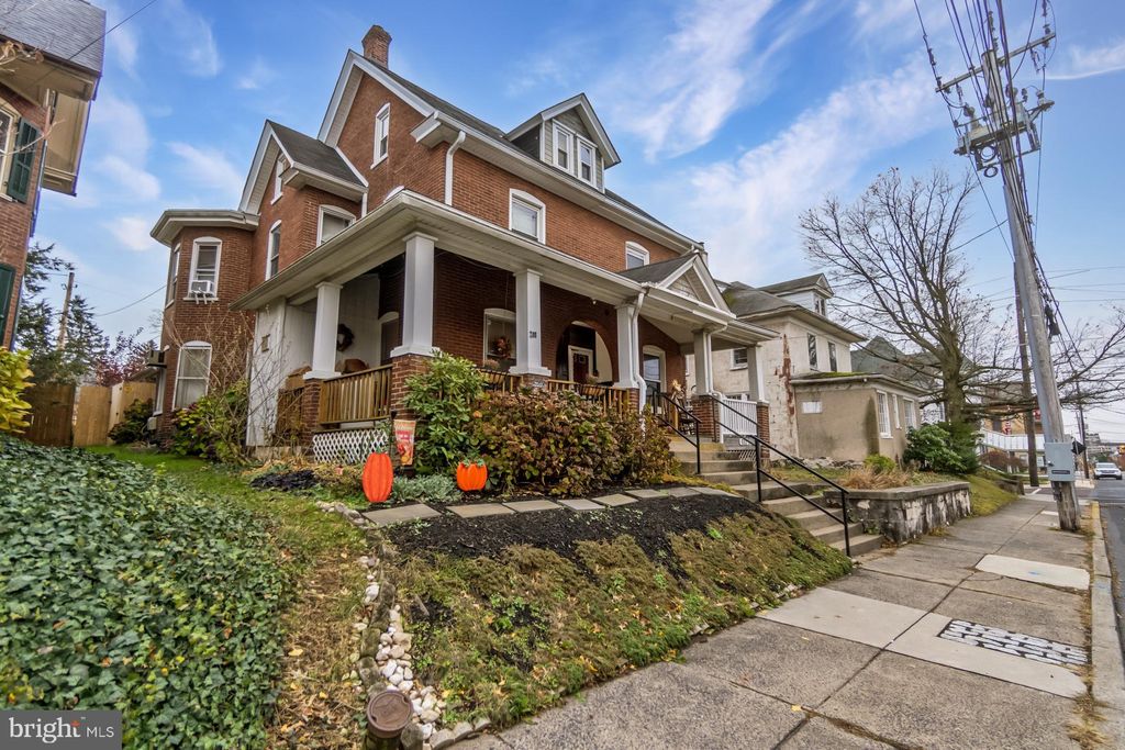 Photo of 208 E Broad Street, SOUDERTON, PA 18964 (MLS # PAMC2162418)