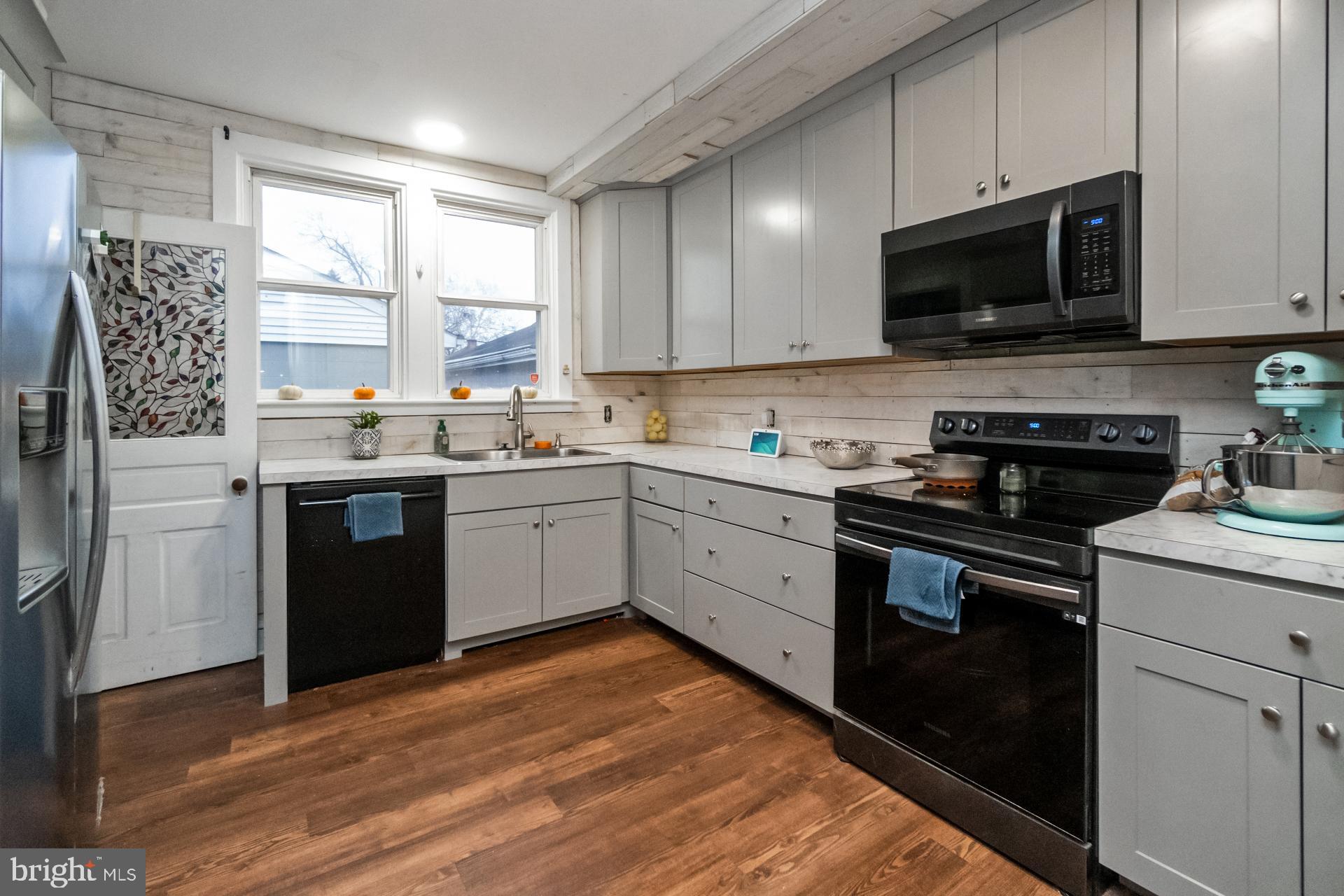 SWEDESBURG - Residential