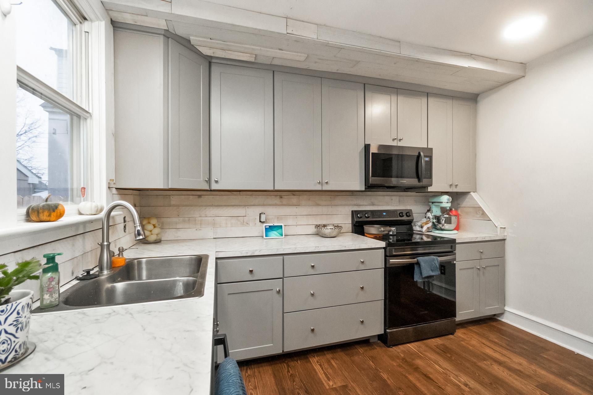 SWEDESBURG - Residential