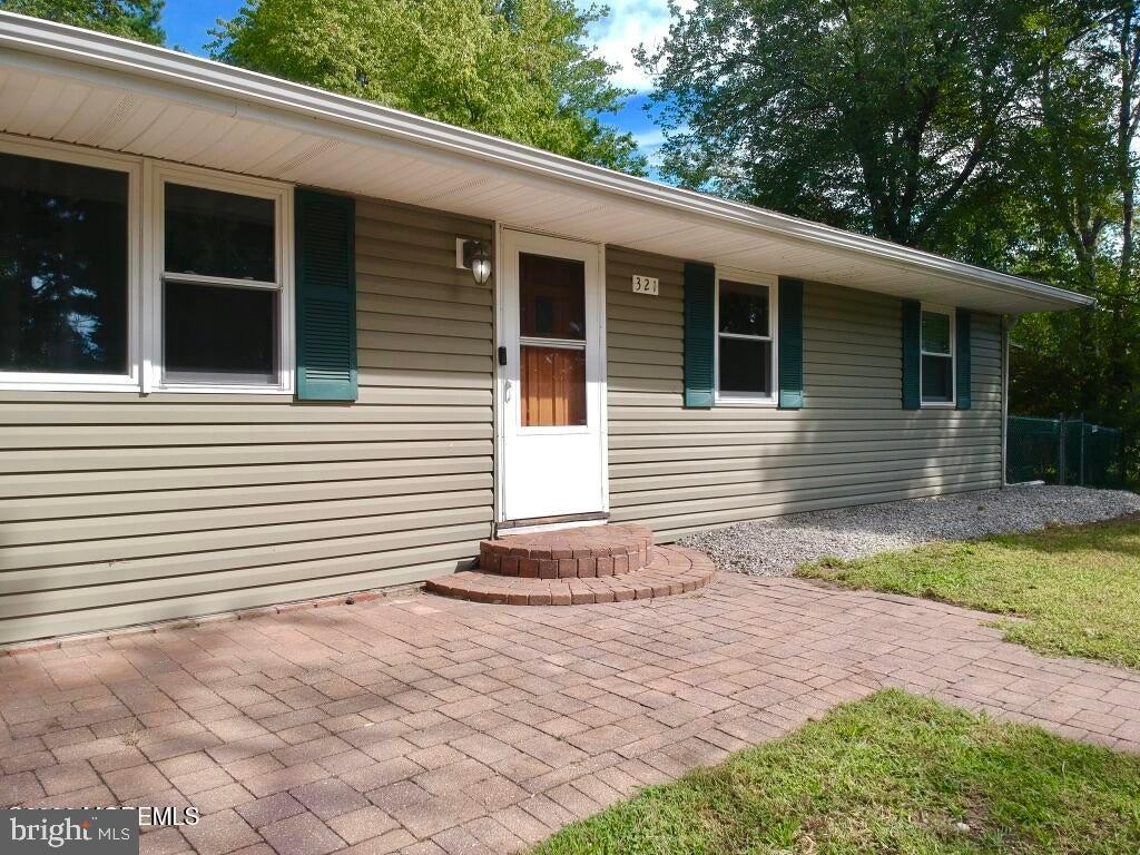 321 CHEROKEE DRIVE