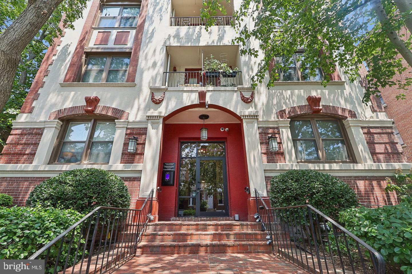 1495 NEWTON STREET NW 404