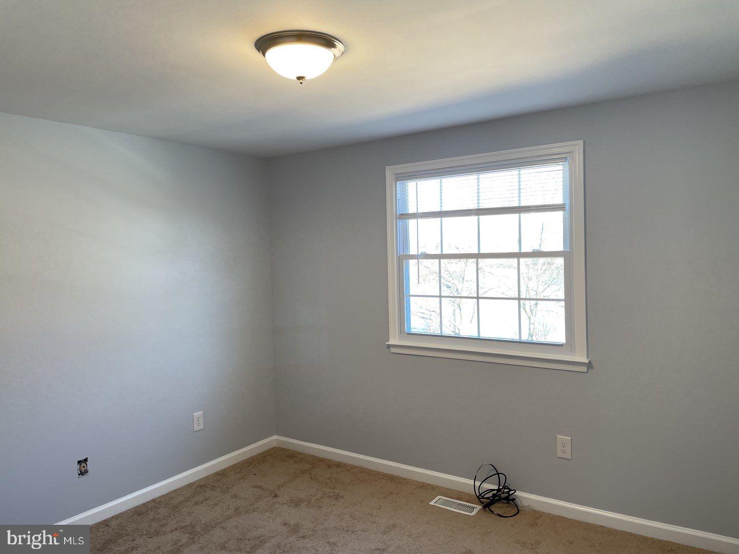 HARMANS WOODS - Residential Lease