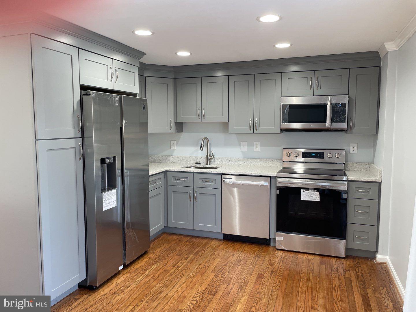 HARMANS WOODS - Residential Lease