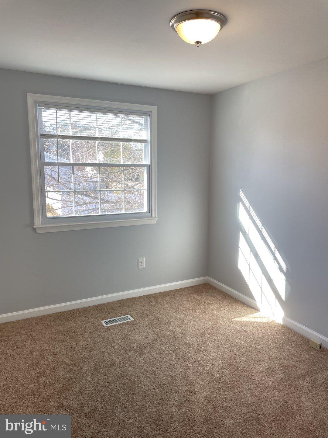 HARMANS WOODS - Residential Lease