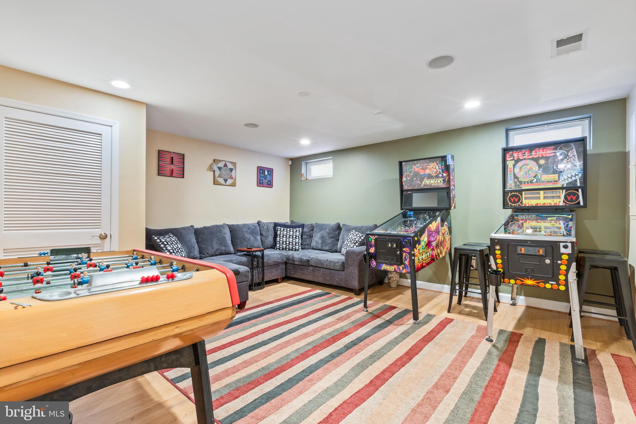 ASHBURN FARM - Residential