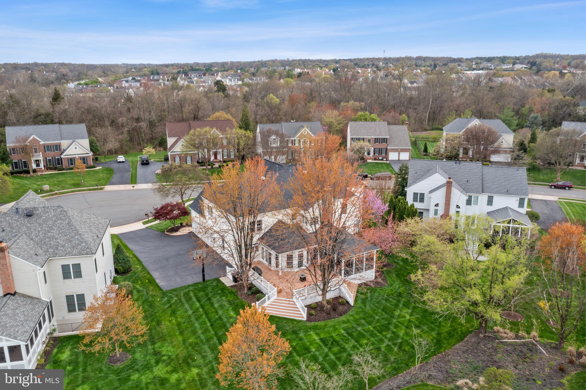 ASHBURN FARM - Residential