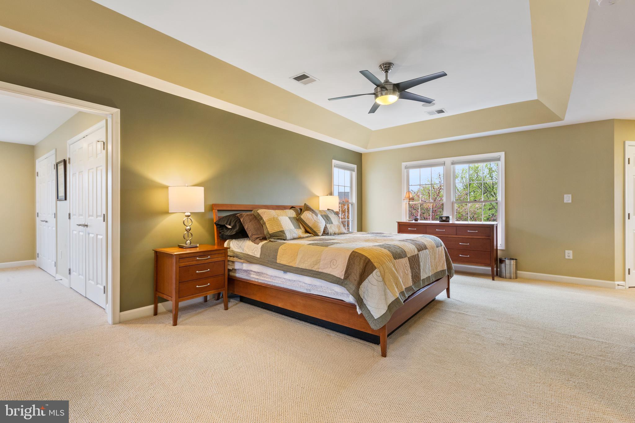 ASHBURN FARM - Residential