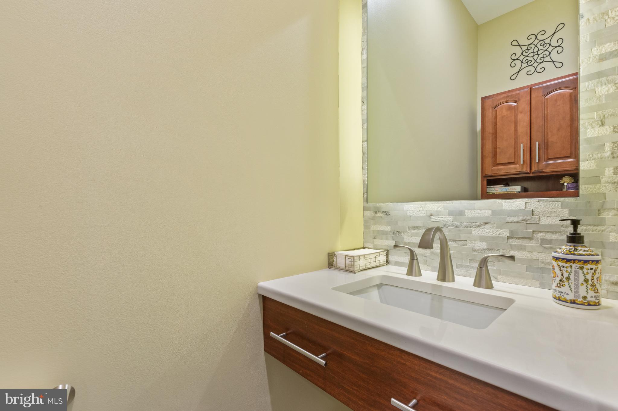 ASHBURN FARM - Residential