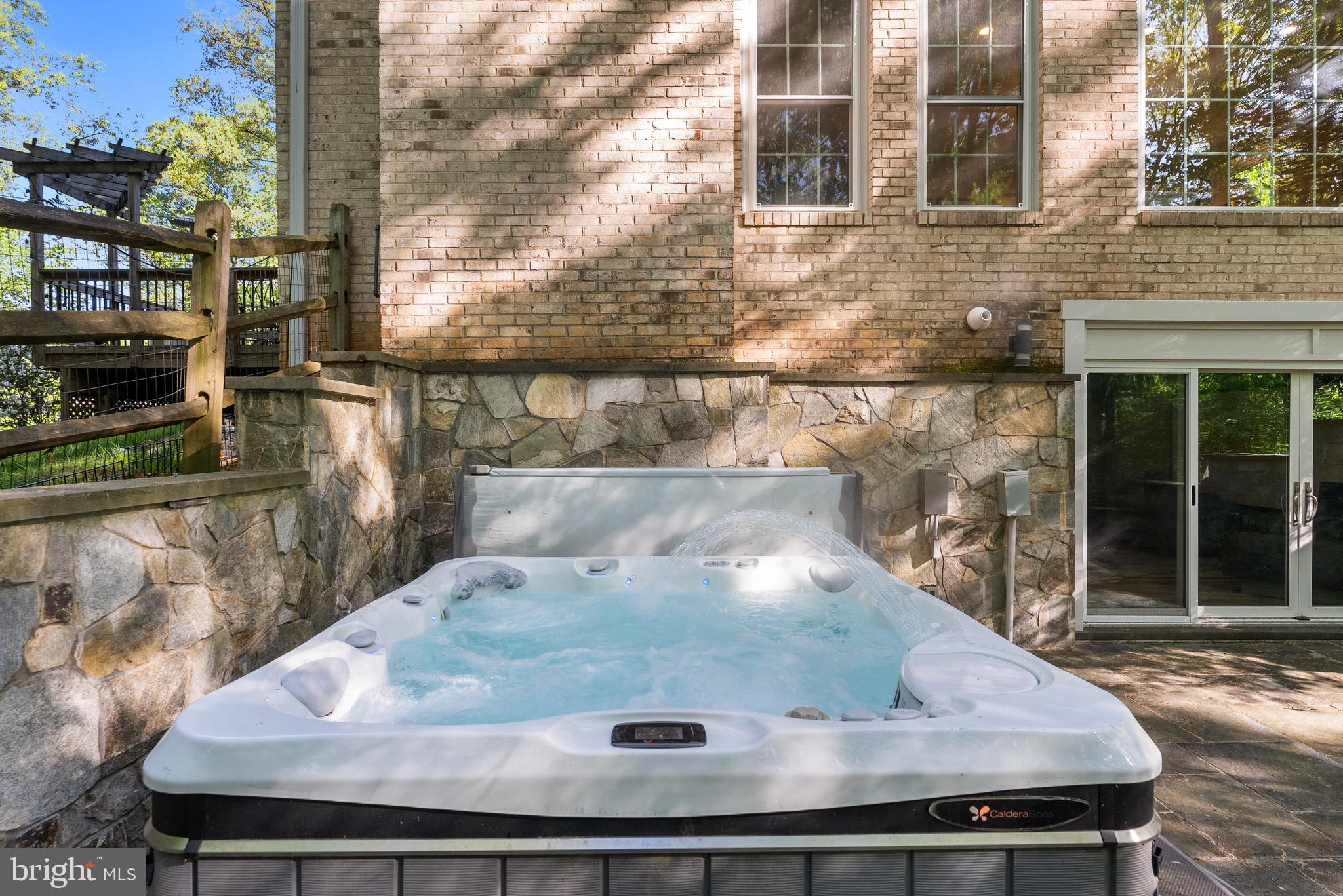 FOX HERITAGE - Residential