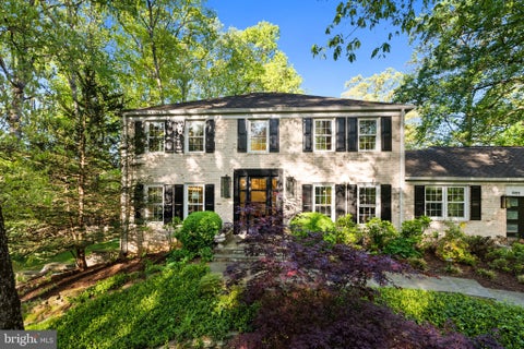 Homes For Sale - 3121 Trenholm Drive<br/> Fairfax County, OAKTON, VA 22124