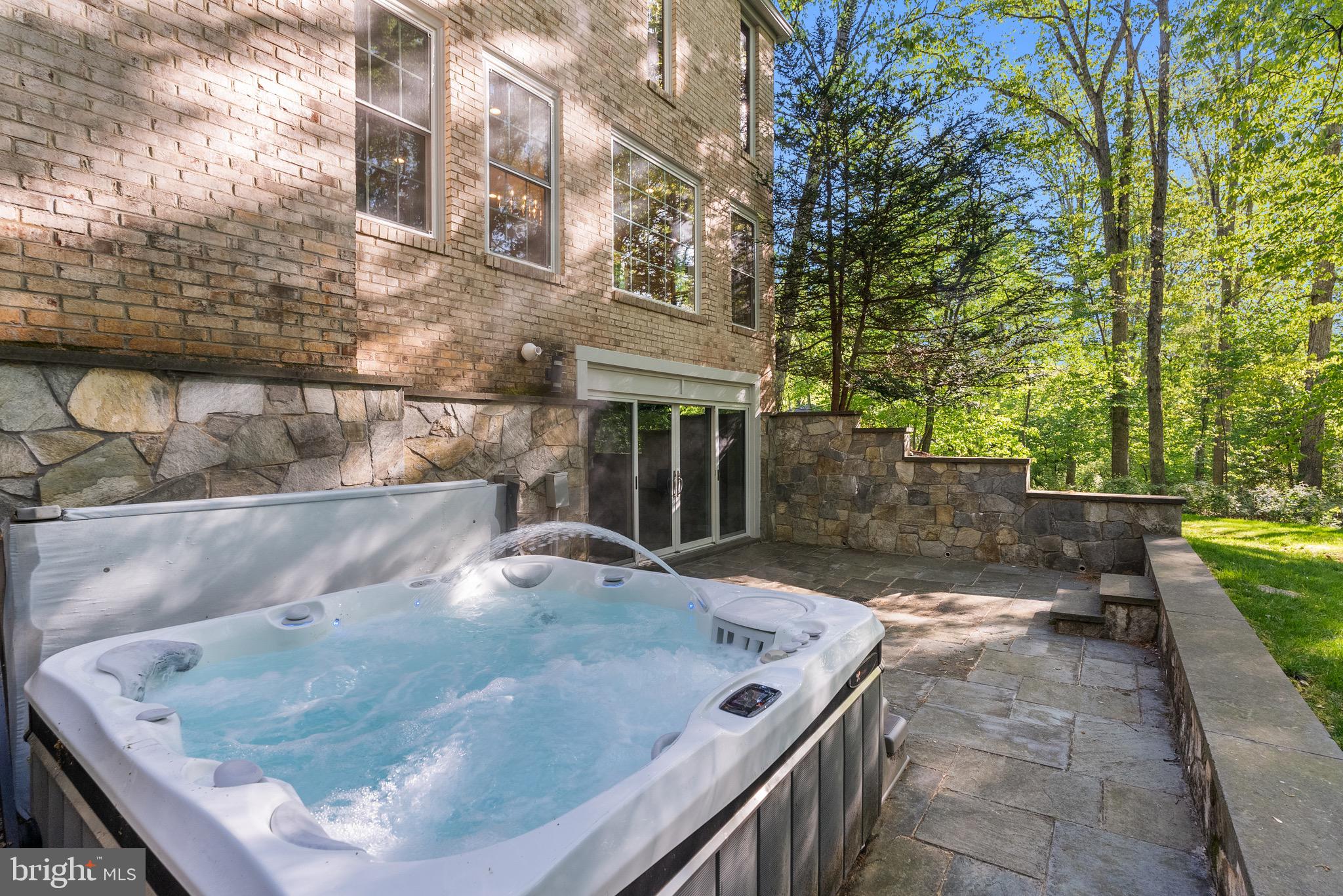 FOX HERITAGE - Residential