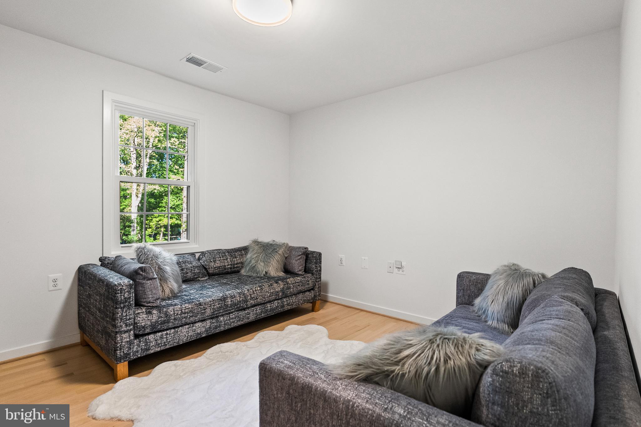 FOX HERITAGE - Residential