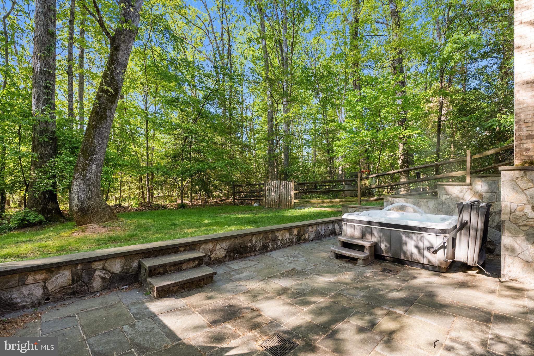 FOX HERITAGE - Residential