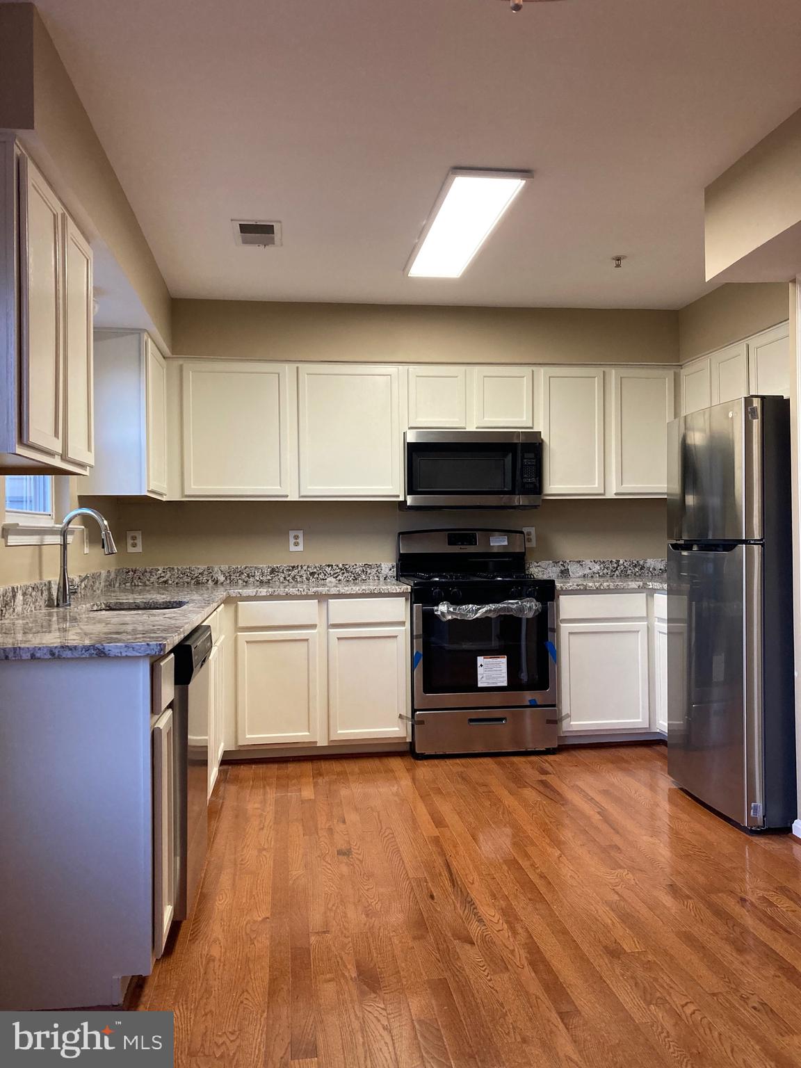 ROSECROFT TERRACE II - Residential