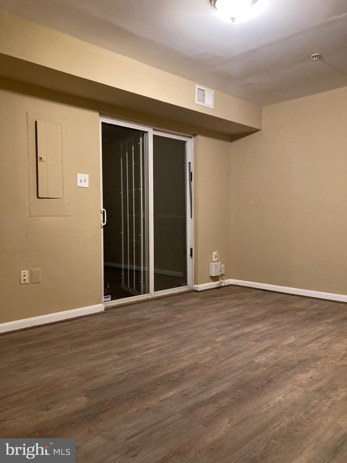 ROSECROFT TERRACE II - Residential