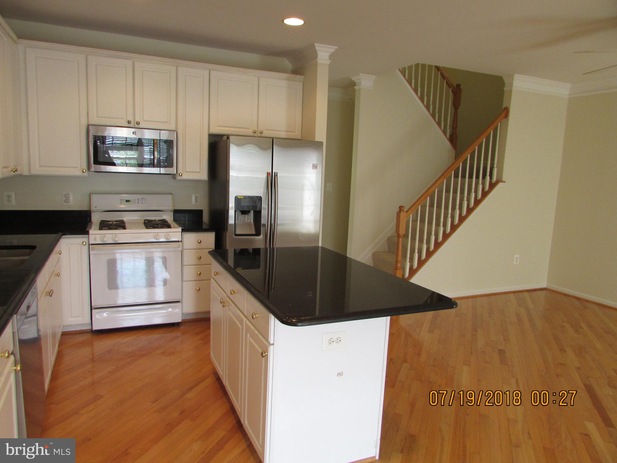 SOUTH RIDING - Residential Lease