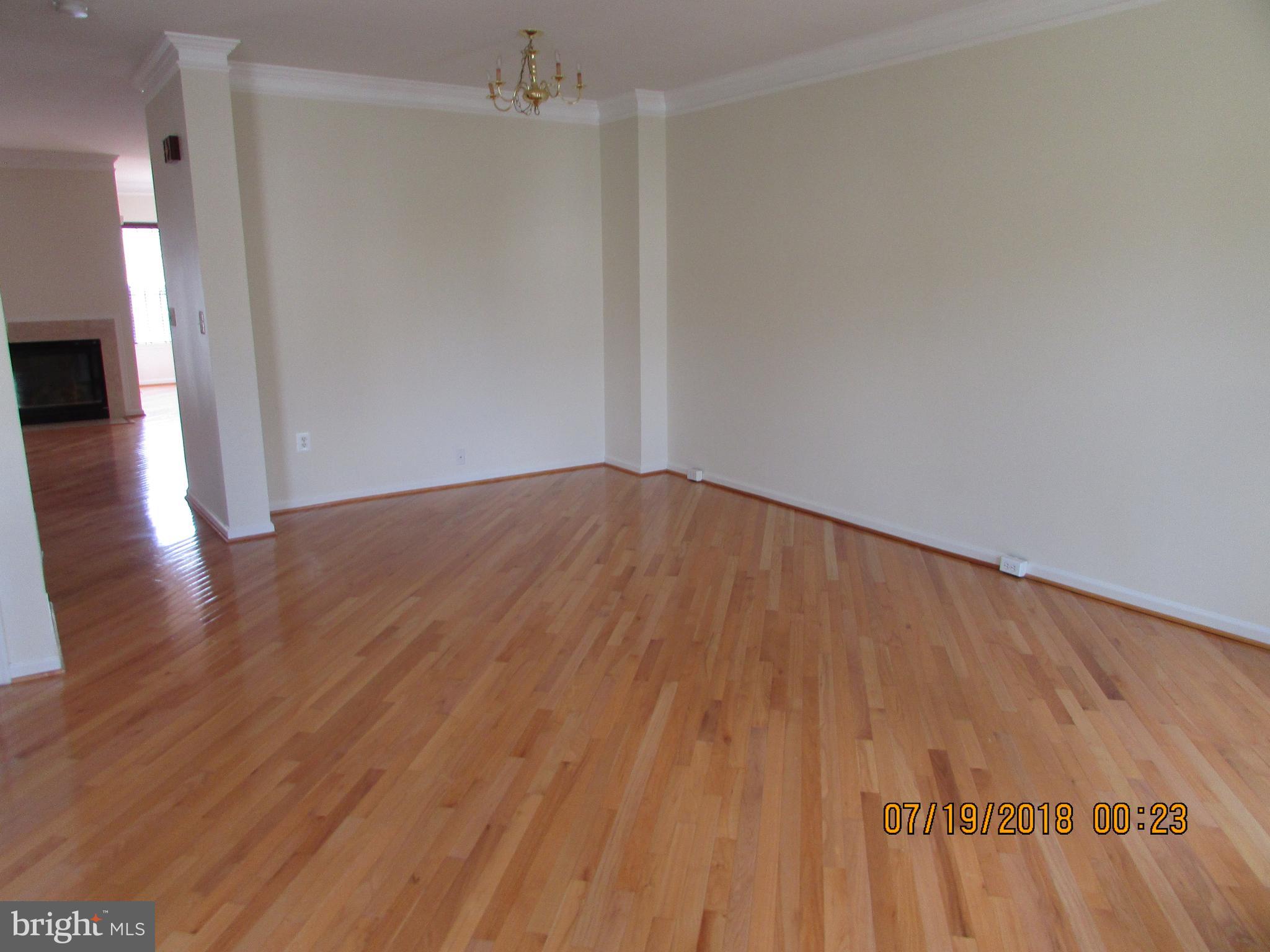 SOUTH RIDING - Residential Lease