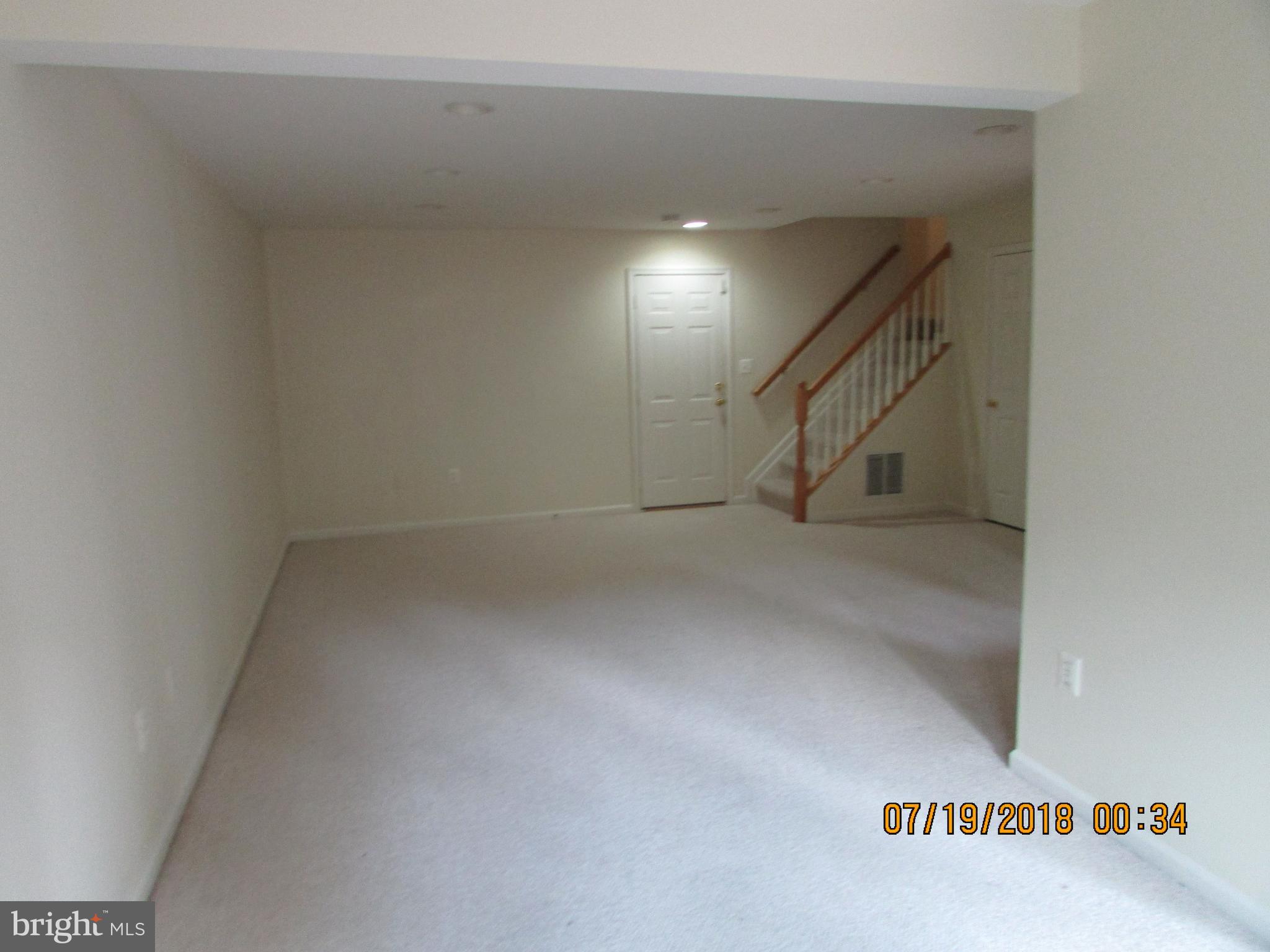 SOUTH RIDING - Residential Lease