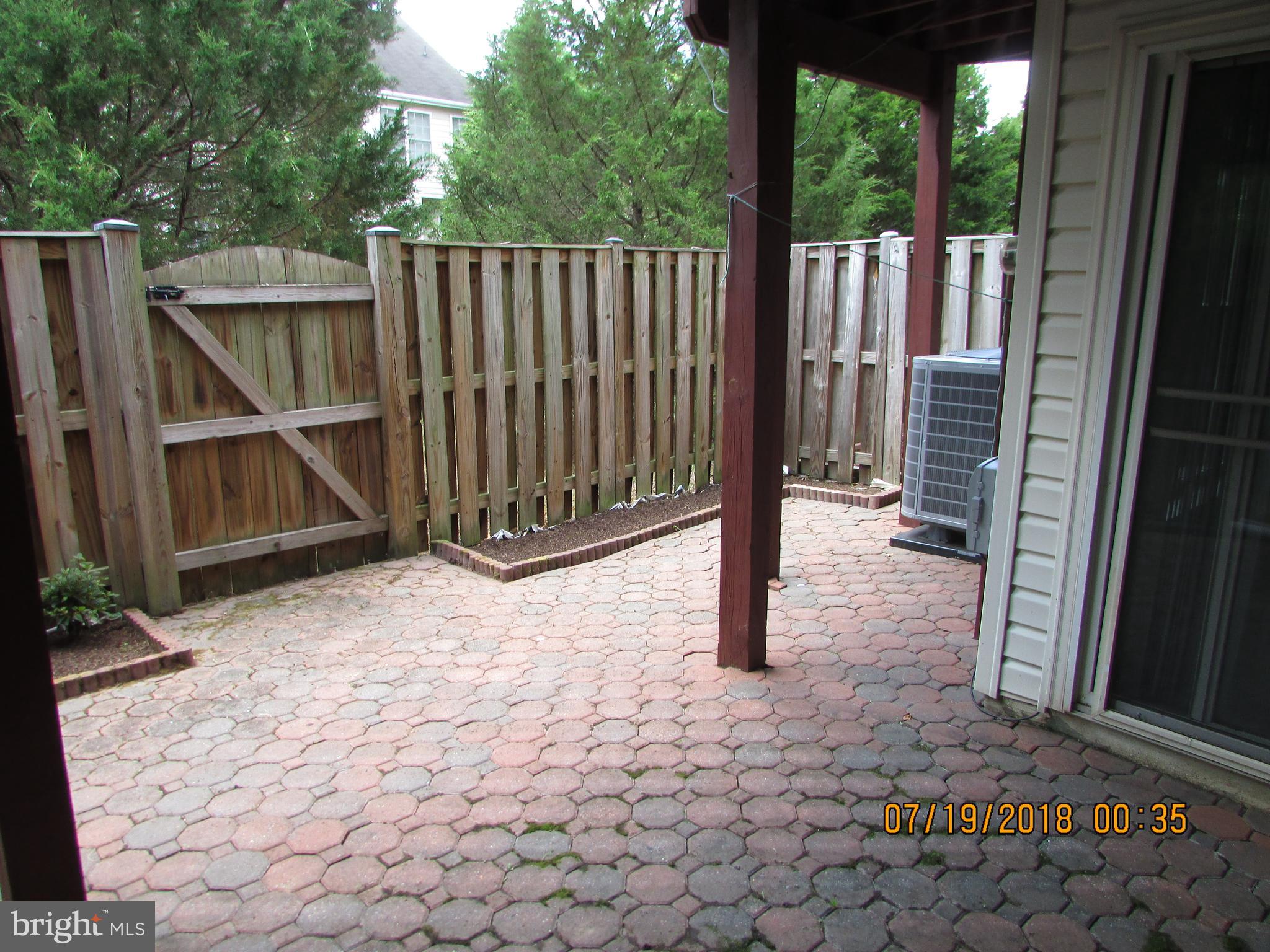 SOUTH RIDING - Residential Lease