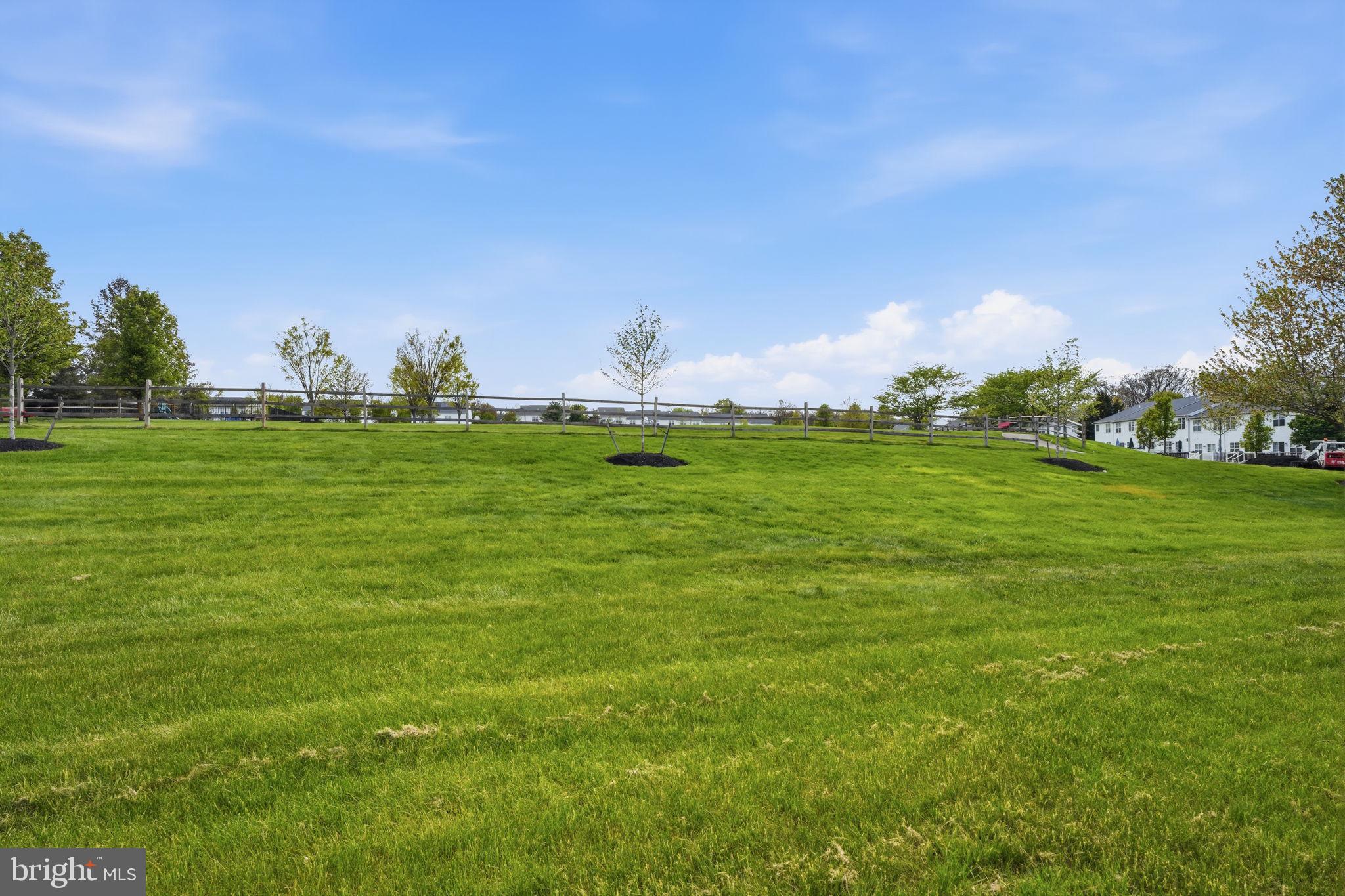 SUMMER LEA - Residential