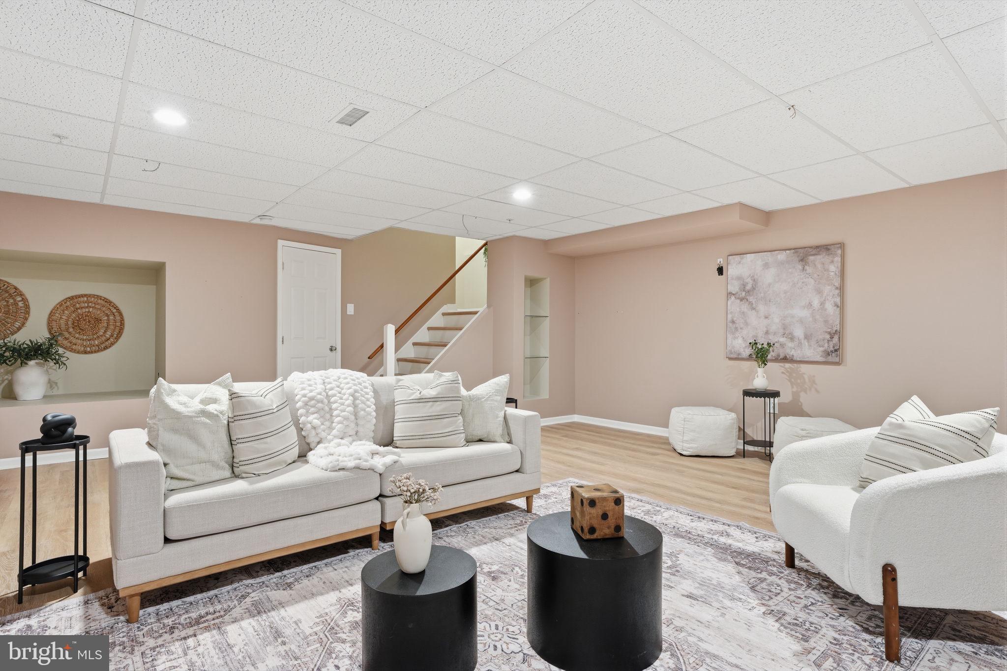 SUMMER LEA - Residential