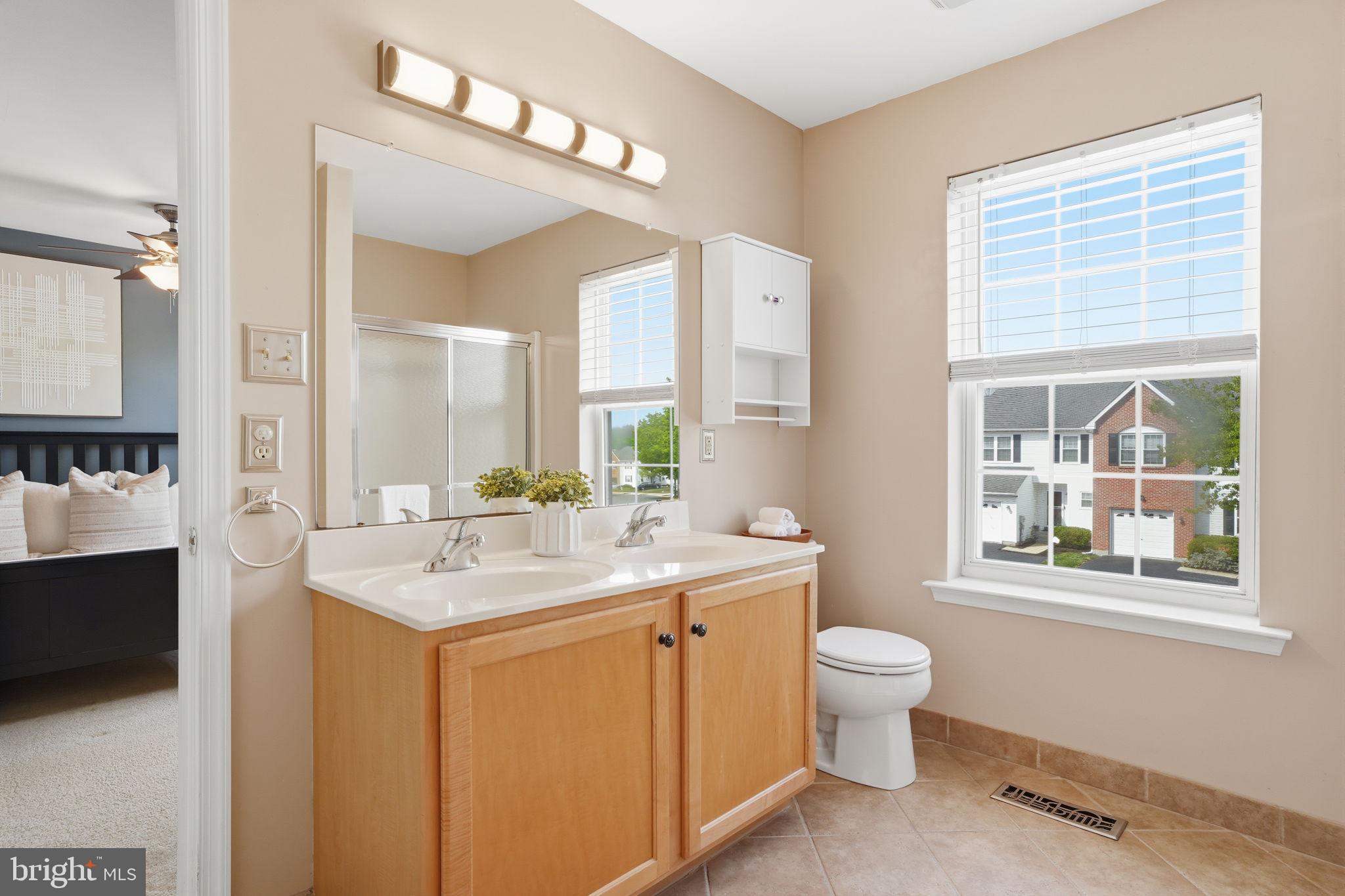 SUMMER LEA - Residential