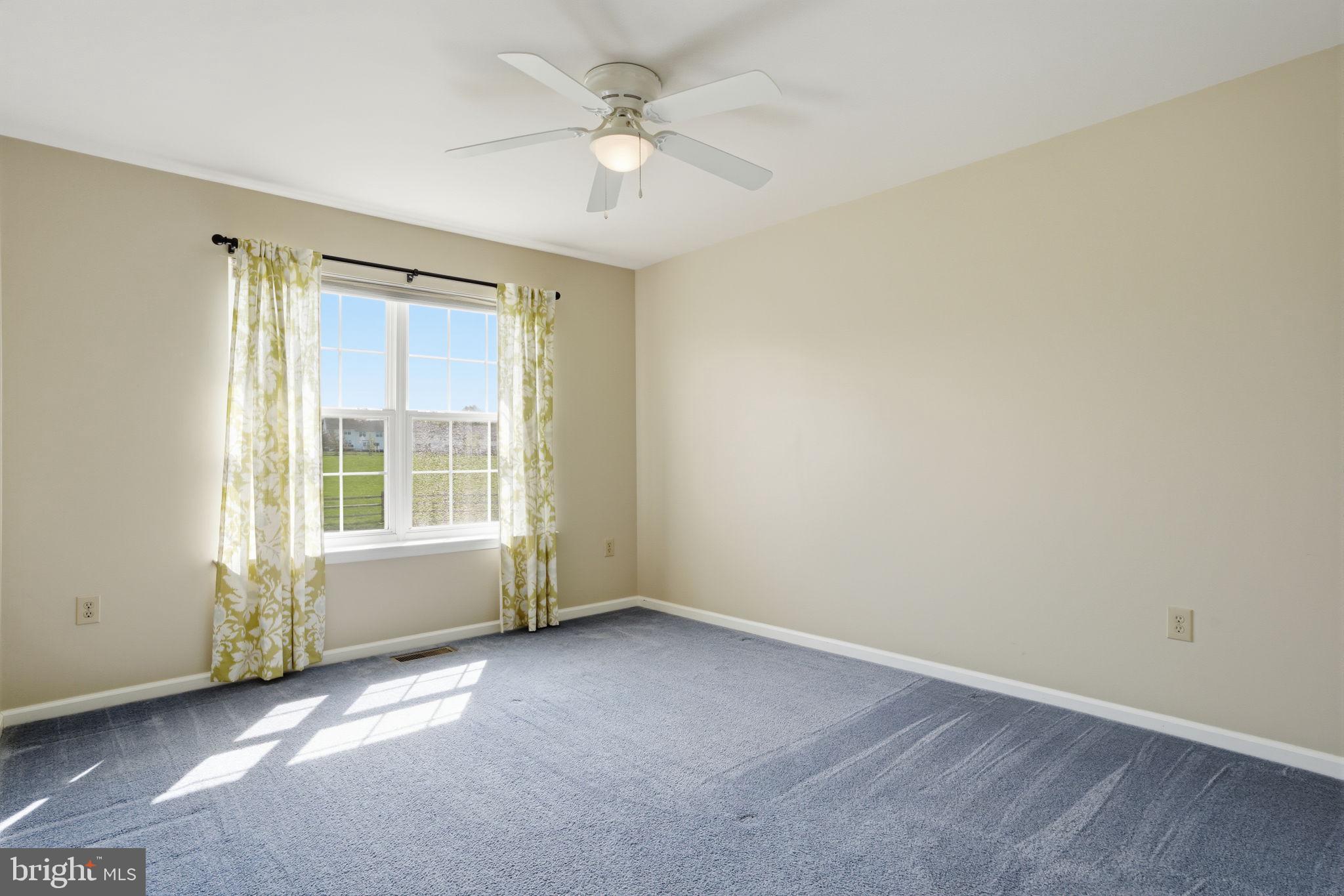 SUMMER LEA - Residential