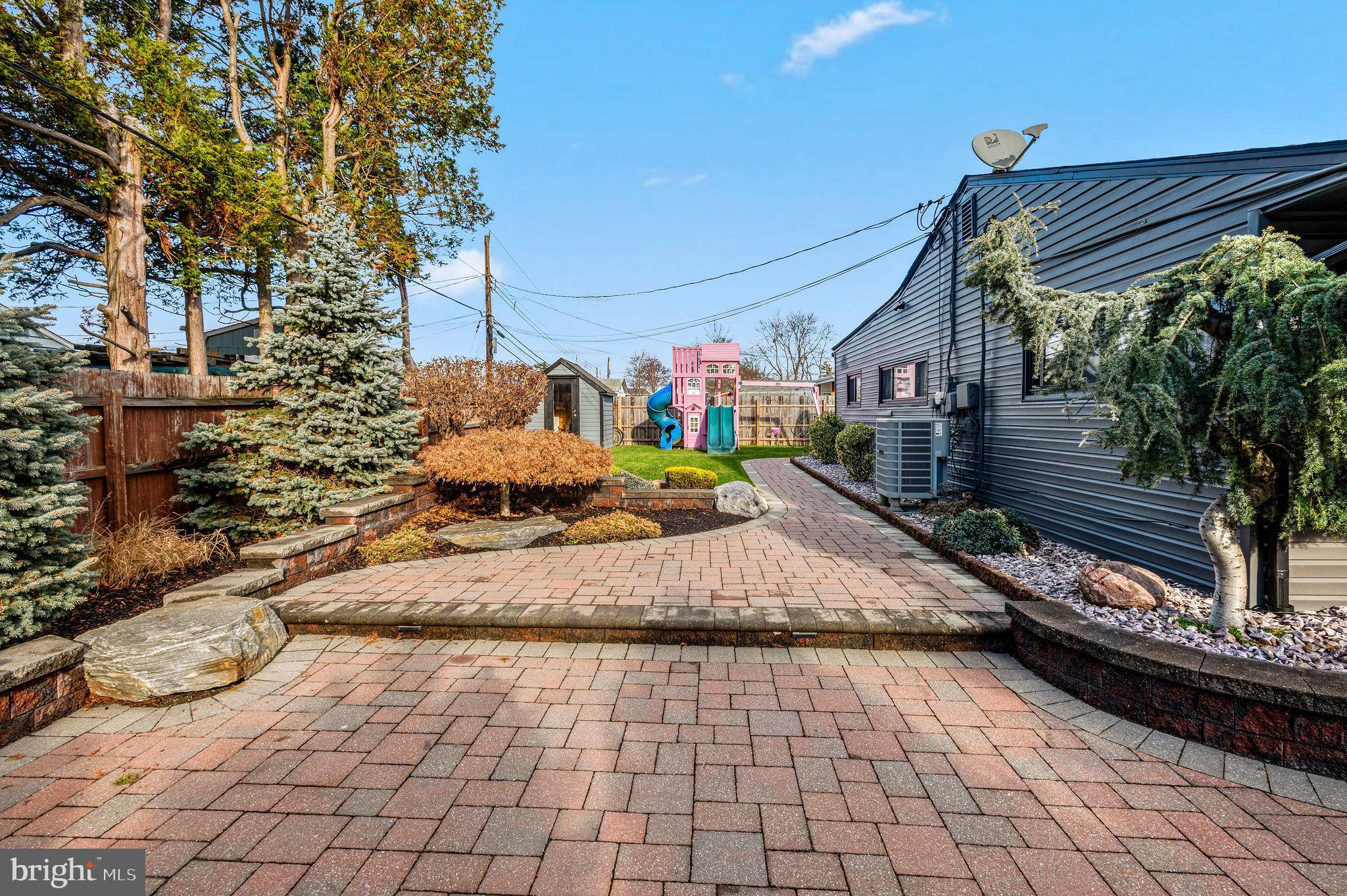 STONEYBROOK - Residential