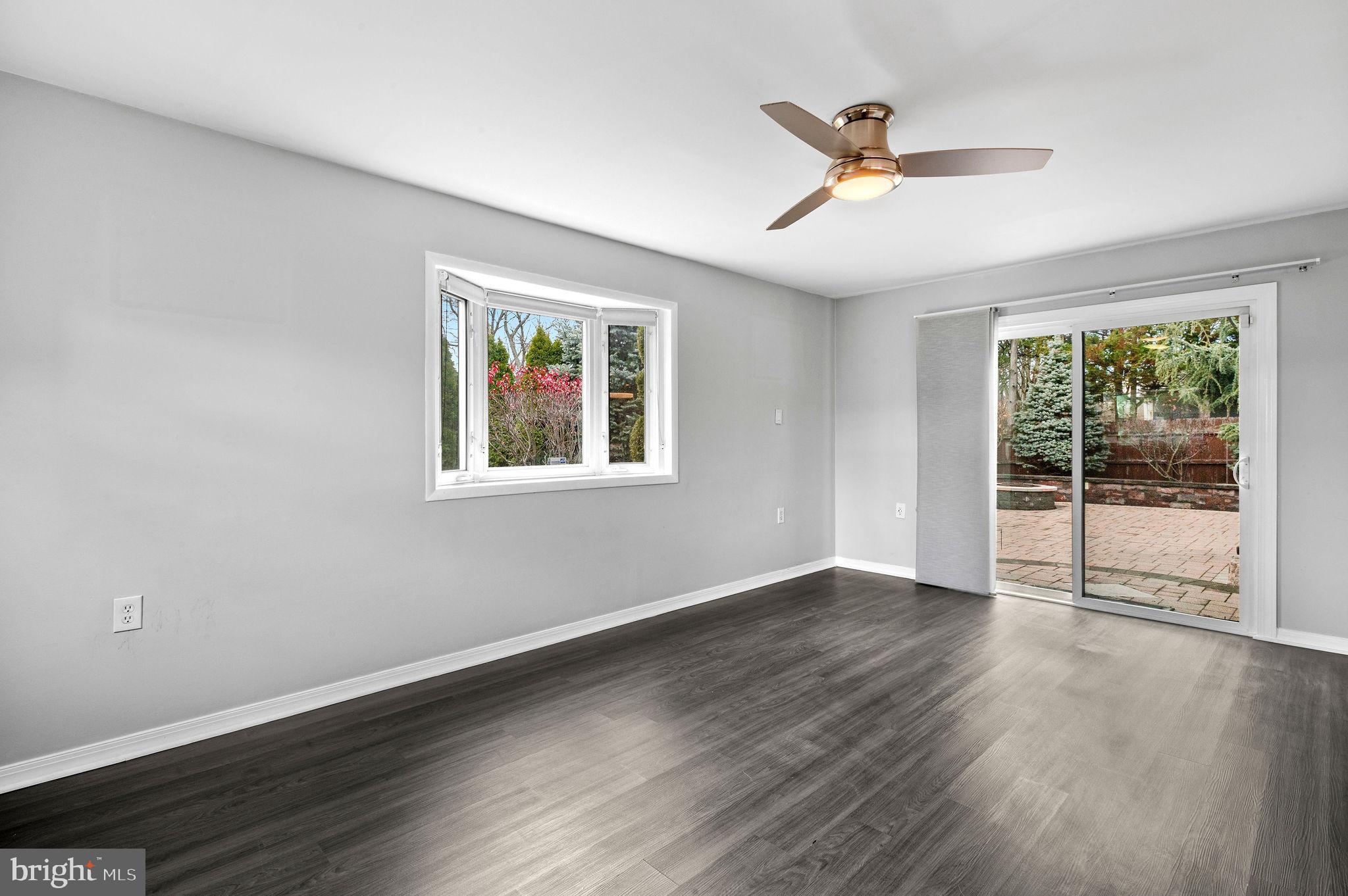 STONEYBROOK - Residential
